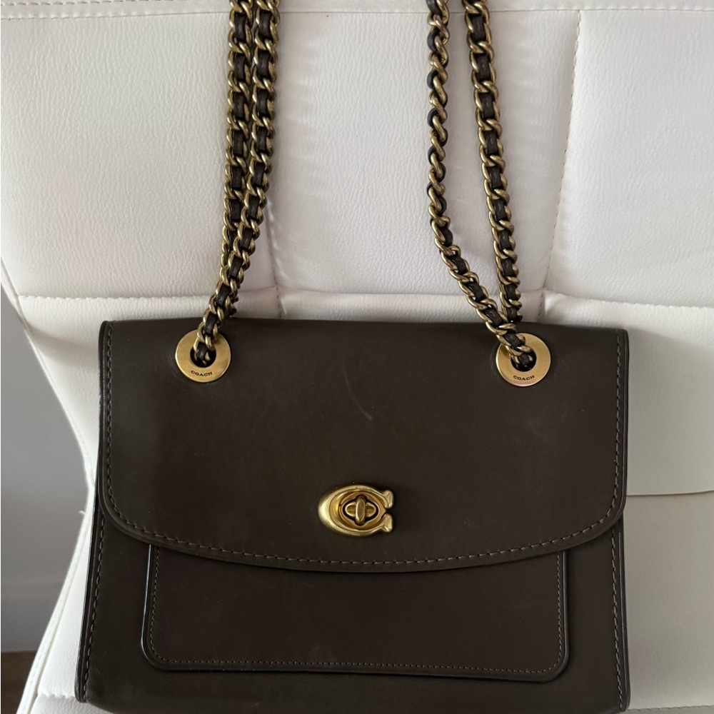 Elegant Olive Green Leather Shoulder Bag